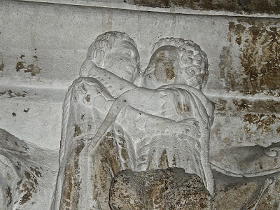 Palais des Doges Le premier baiser chapiteau sculpté Venuse Palais des Doges Le premier baiser chapiteau sculpté de la septième colonne en partant du coin du palais