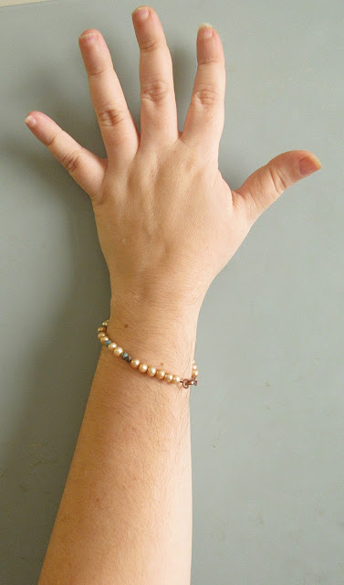 Chemistry sciart jewelry: Avogadro bracelet with freshwater pearls and variscite