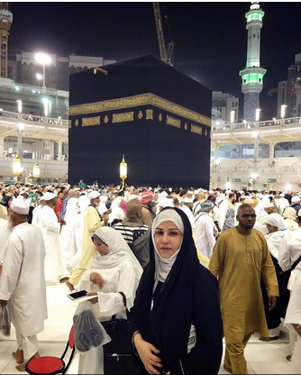 شاهد بالصور فنانات في الحرم المكي بالحجاب بدون بكياج,,,,,