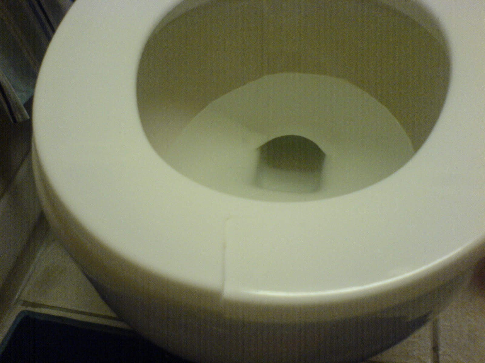 Home & Garden How to replace broken or damaged toilet seat and mount
