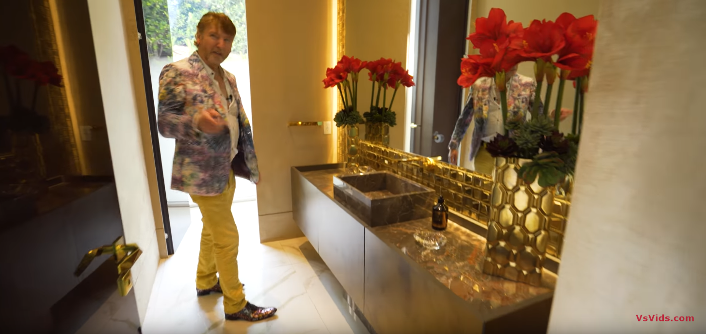 43 Photos vs. $65 MILLION BEL AIR MEGA MANSION WITH A BEAUTY SALON AND SPA! - Luxury Home & Interior Design Tour 43 Photos vs. $65 MILLION BEL AIR MEGA MANSION WITH A BEAUTY SALON AND SPA! - Luxury Home & Interior Design Tour
