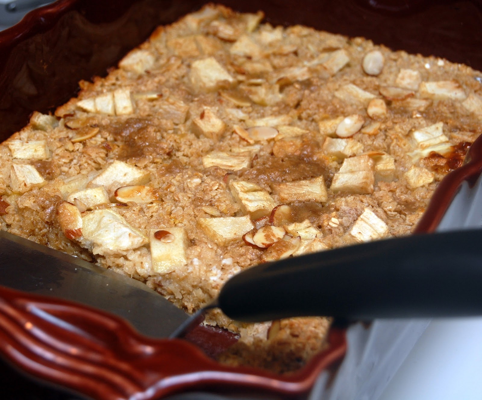 APPLE & BANANA BAKED OATMEAL Hugs and Cookies XOXO