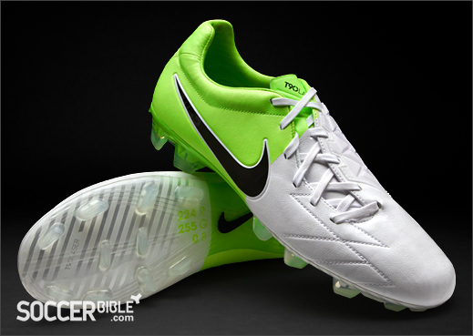cuero compensar pistola De rabona vale doble: ¡Nuevos botines Nike para la Euro 2012!