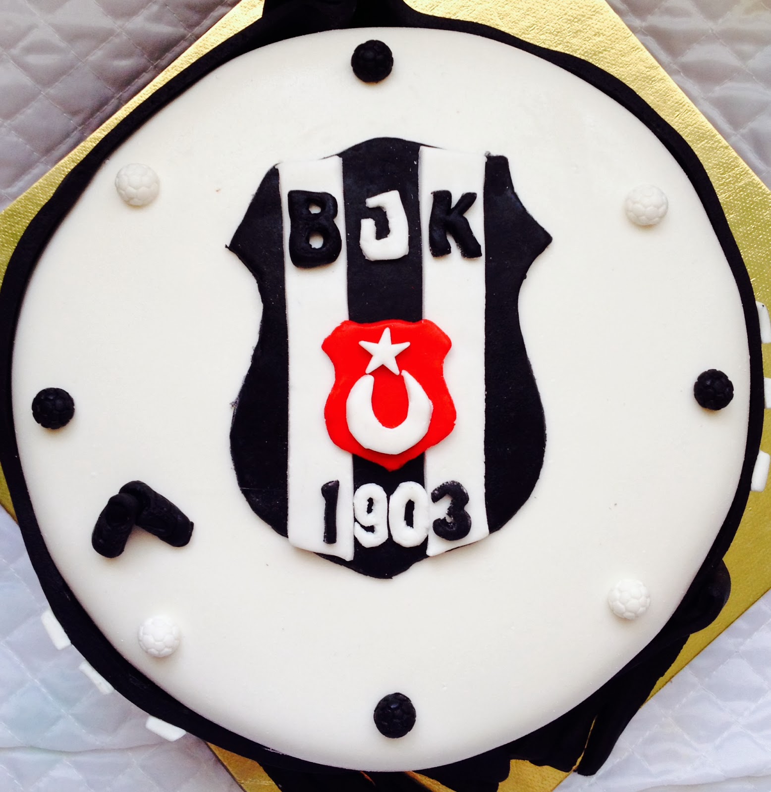 Beşiktaşlı Pasta!