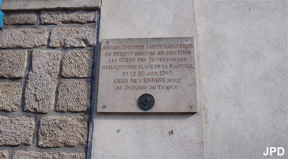 Parisbiseart Eglise SainteMarguerite La tombe de Louis XVII