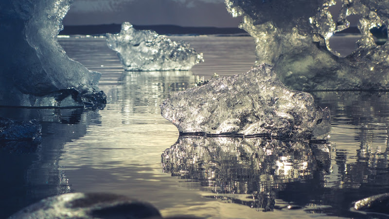 Ice melts in Iceland