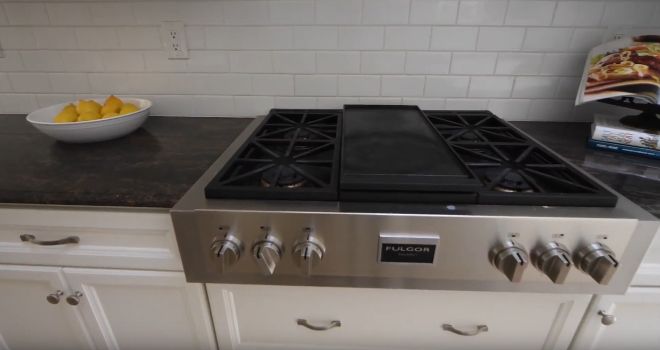 13 Photos vs. 642 Tamarack Dr, San Rafael, CA vs. Home Interior Design Tour