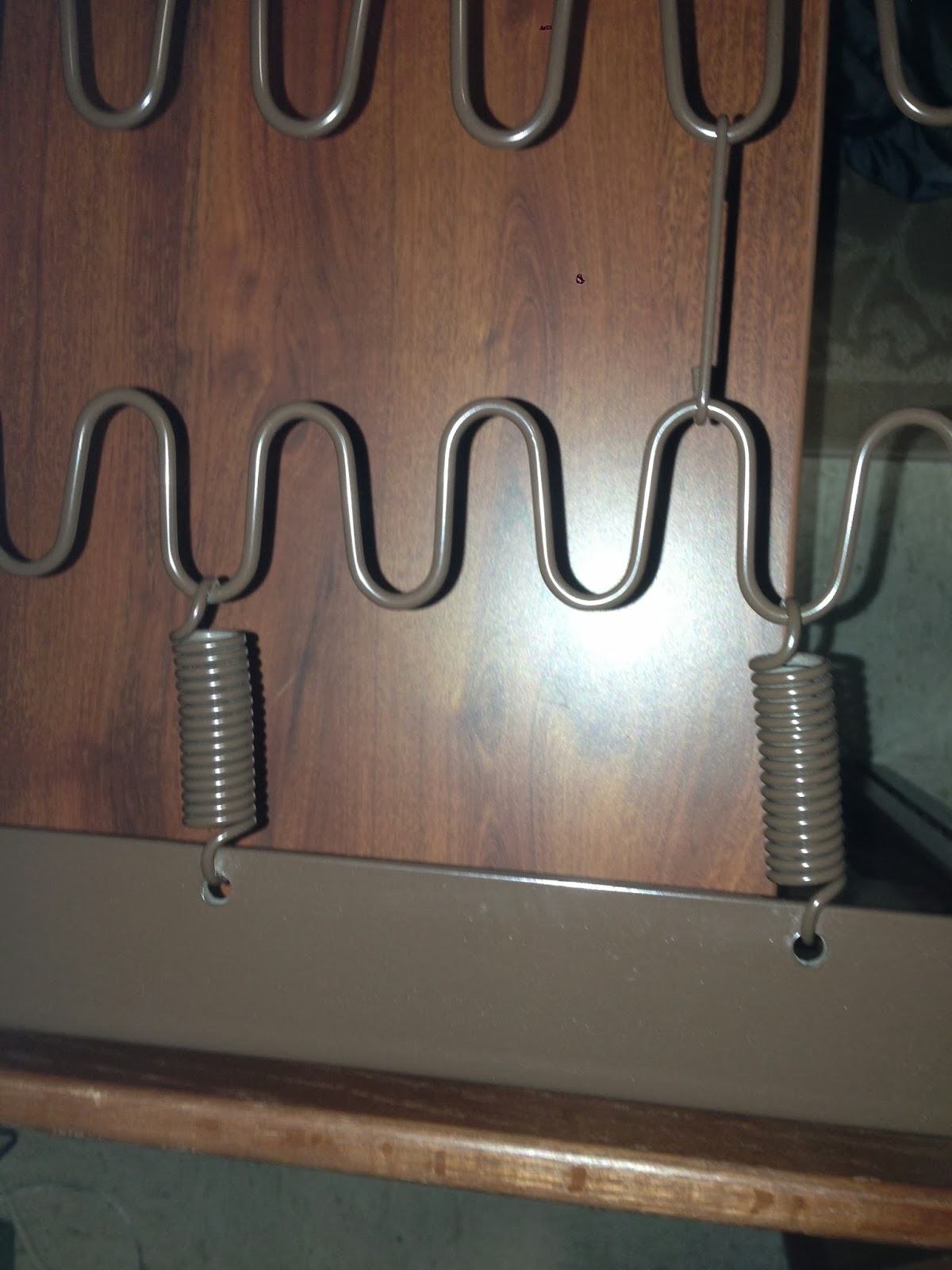 How Things Work Bed Spring (Spring)