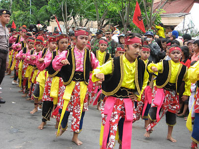 Macam Macam Tari Tradisional Jawa Timur Beserta Gambarnya Macam Macam Tari Tradisional Jawa Timur Beserta Gambarnya Macam Macam Tari Tradisional Jawa Timur Beserta Gambarnya