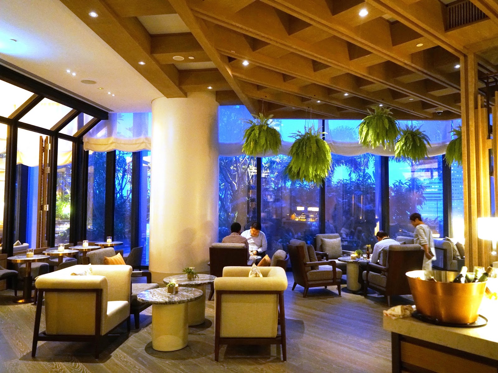 Pinkypiggu Alley On 25 Andaz Singapore Hotel A Look At All