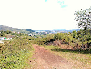 Bajando a La Orconera Bajando a La Orconera