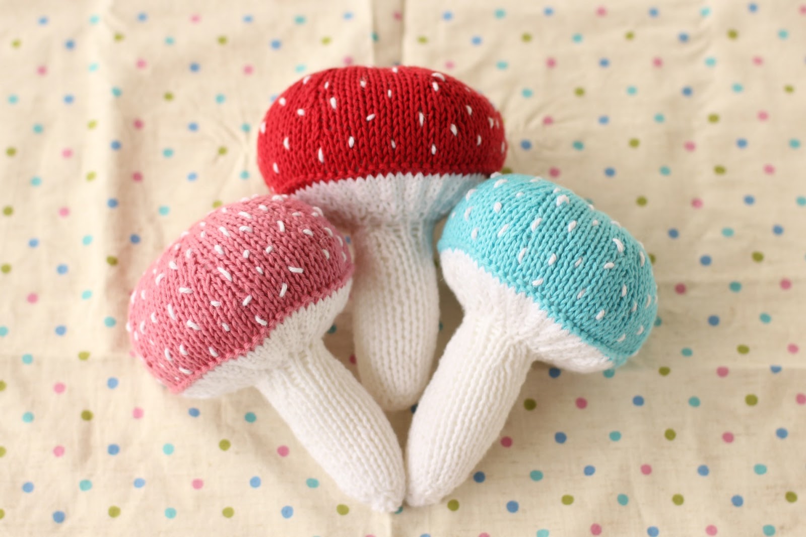 Knit It Mushroom Baby Rattle / Say Little Hen