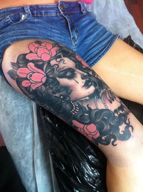 Tatuaje mujer española