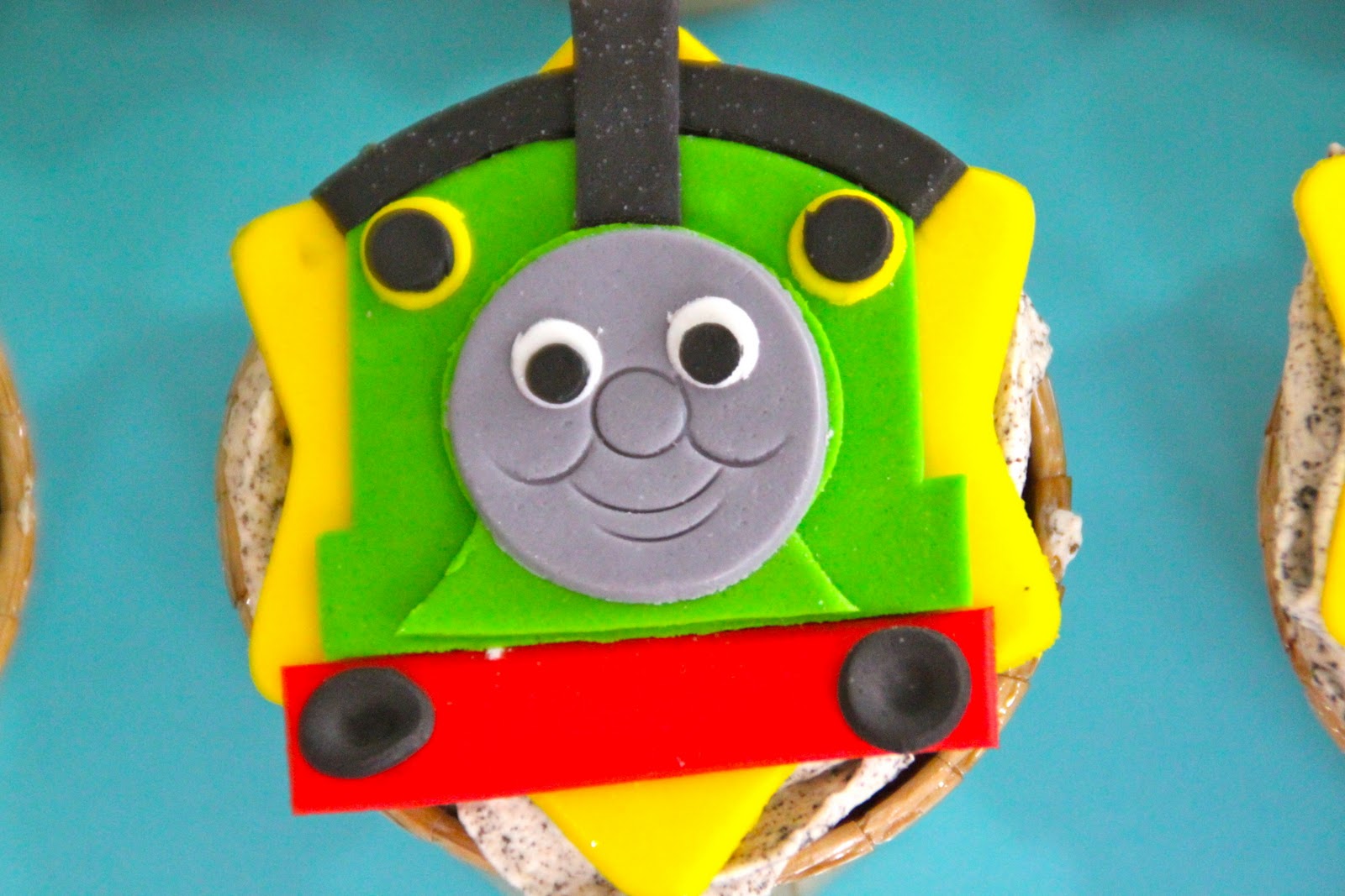 Celebrate with Cake!: Thomas the Tank Engine Cupcake