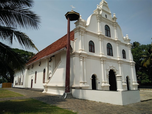 A first timer's travel guide to Kerala - Munnar fort kochi our lady of hope church