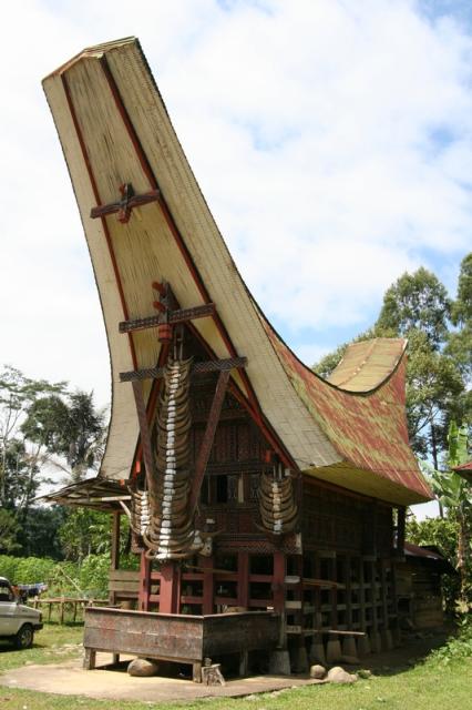  Rumah  Adat  Toraja Tongkonan  ALbantani