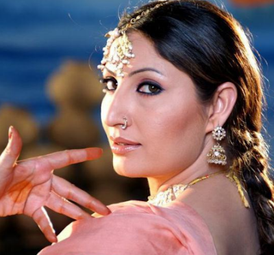 Saima Khan Saima Khan