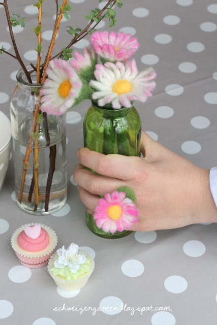 Ein Schweizer Garten Ganseblumchen Filzen Daisy Felted