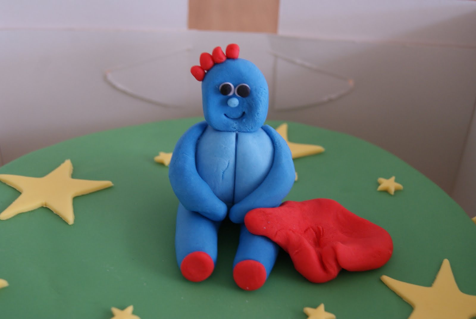 Mrs G's Cakes Iggle Piggle!