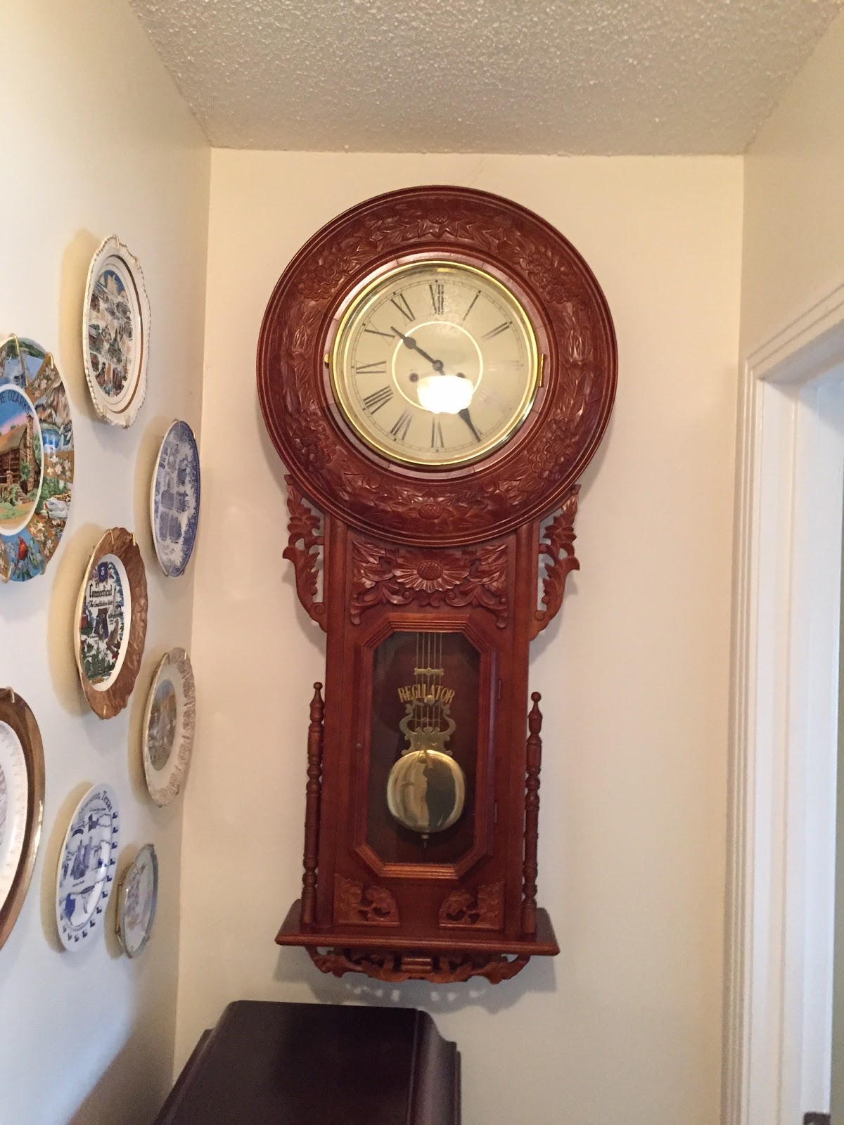 Dixie Chapter Estate Clocks for Sale