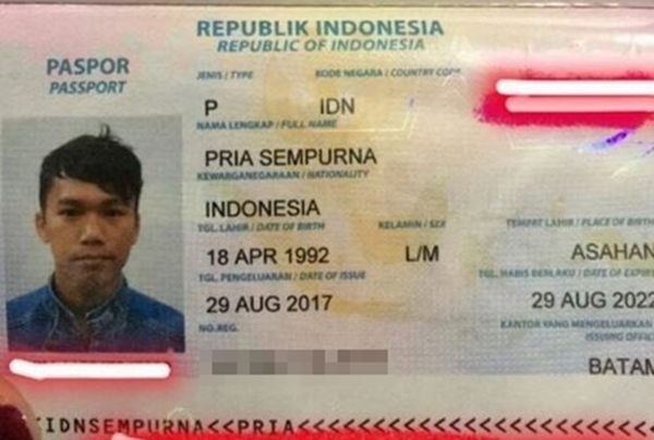 7 Nama Lucu di Paspor Ini Mengundang Tawa Petugas Imigrasi 