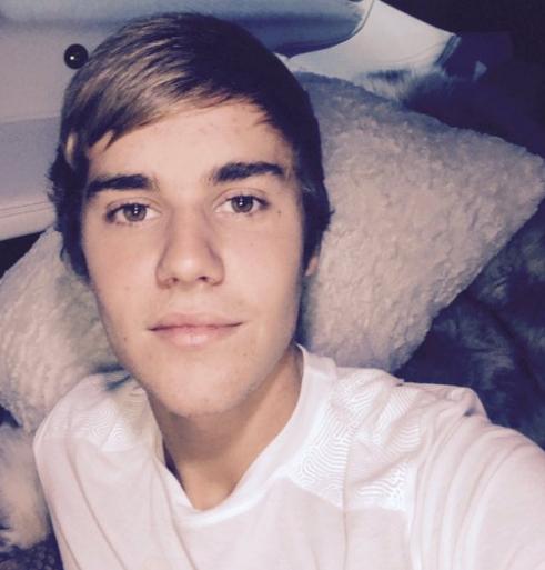 JUSTIN BIEBER VOLTA COM VISUAL ANTIGO