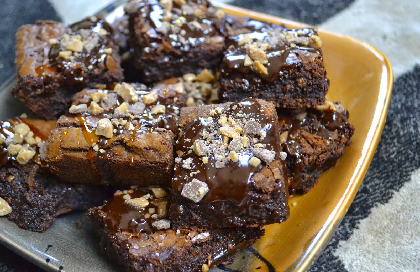The Messie Kitchen Heath Bar Brownies