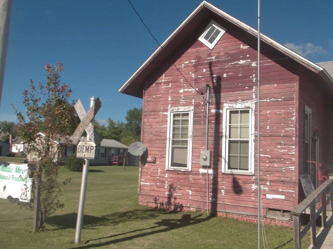 Abandoned Railroads Galesburg & Great Eastern Railroad....Wataga