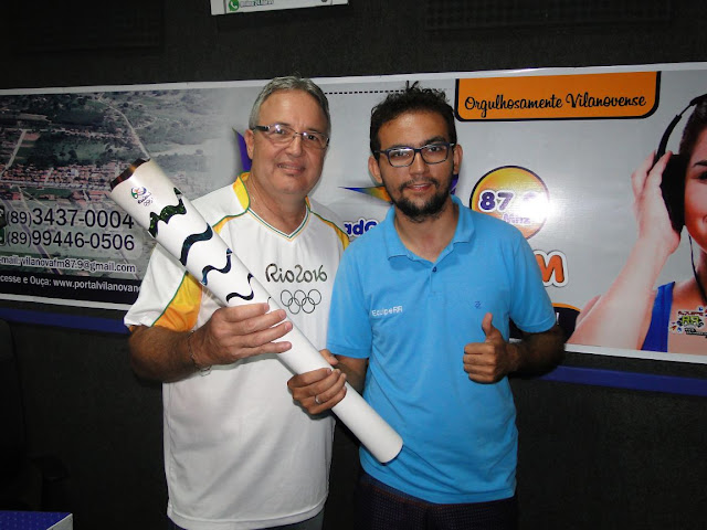 Dr. Argelio Hernandez Pupo, portó la antorcha olímpica que encenderá la llama que presidirá los Juegos Olímpicos de Brasil. (Fotos: http://www.portalvilanovanoticias.com)