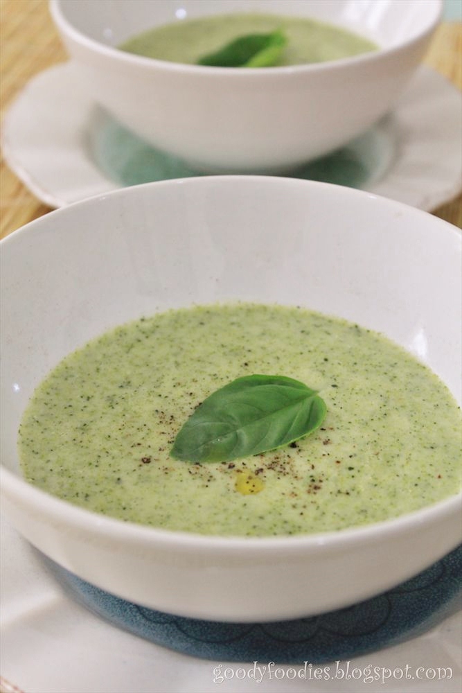 GoodyFoodies I cooked Broccoli Cream Soup (Martha Stewart)