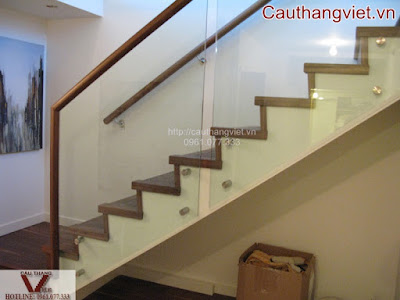 30 mẫu lan can cầu thang kính tay vịn gỗ không trụ đẹp rẻ 30 mau lan can cau thang kinh tay vin go khong tru dep re