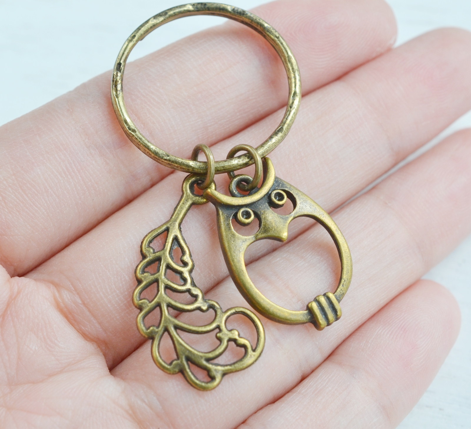 KimFong Owl Key Ring, Owl Keychain, Feather Wing Owl Charm Keyring