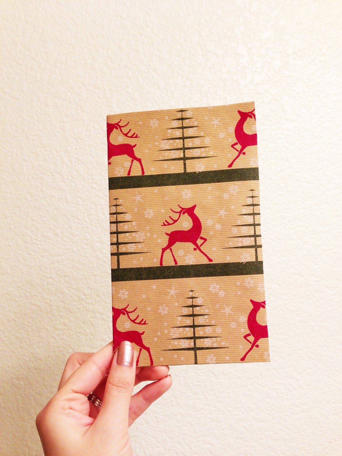 little-red-bowtalk-leftover-wrapping-paper-ideas