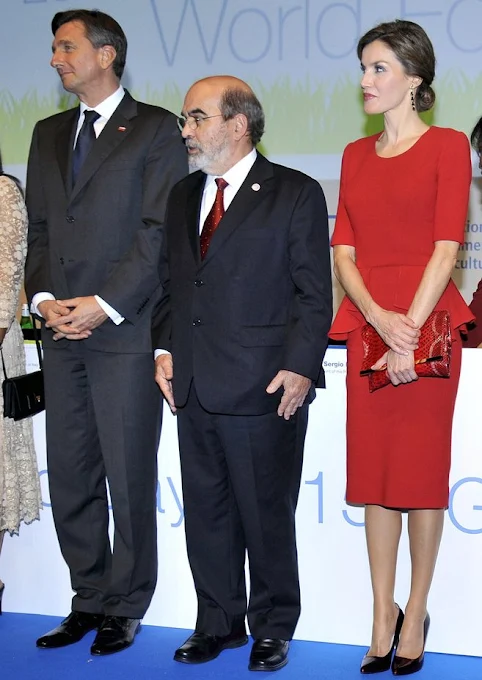 The focus of the discussion during the World Food Day 2015, held today in Milan, was how to combat food waste in the world. Queen of Spain Letizia , ambassador of the FAO (United Nations Organization for Food and Agriculture), was among the participants