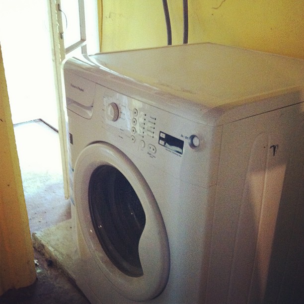 Fun and VJs Replacing the washing machine