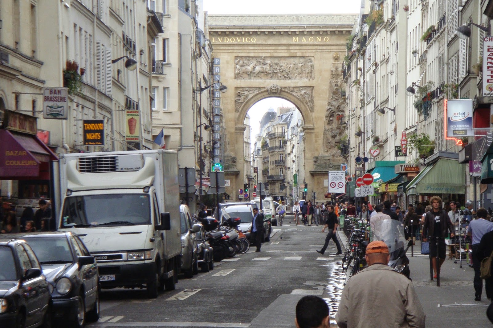 Sur nos traces... La porte SaintDenis, nogo zone ou itplace