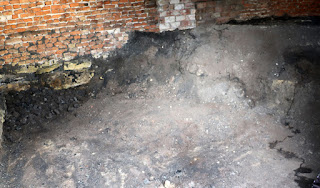 The coal shed is getting clearer The coal shed is getting clearer