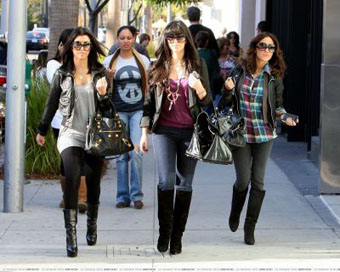 Stars sisters: Les Kardashian ~ LiLi Fashion