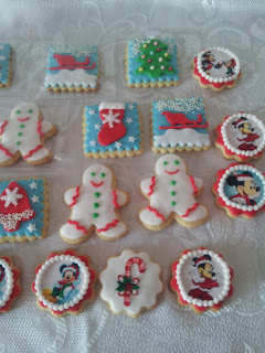 Biscuiti decorati de sarbatoare