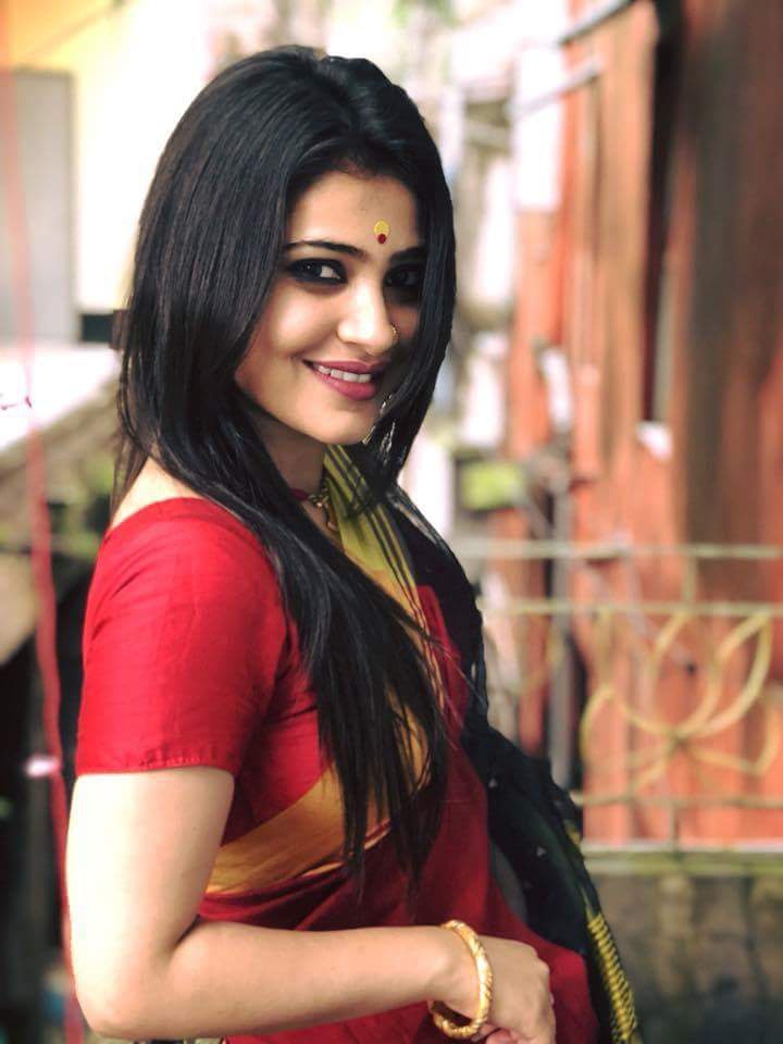 Jasmine Roy Latest Photo Gallery CineHub