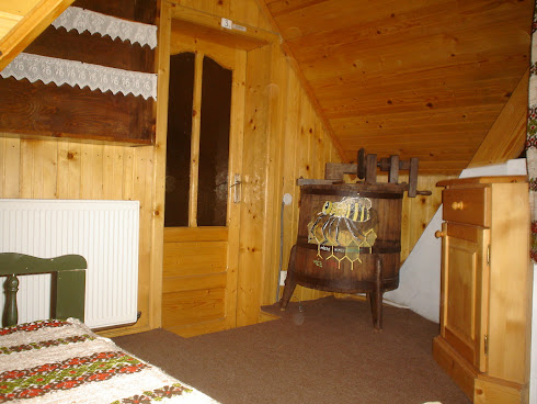 Dormitor FLORI de CAMP