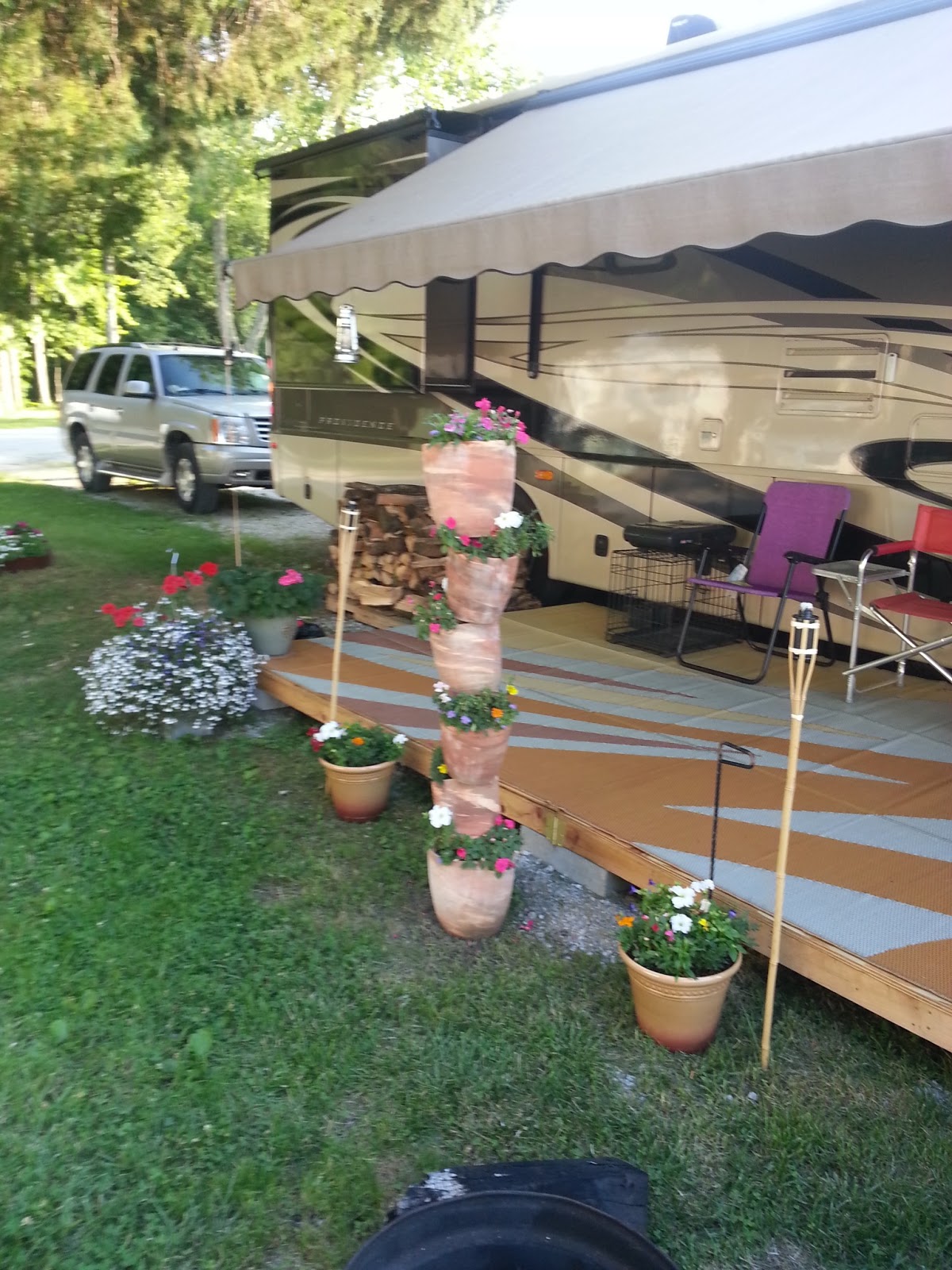 Mark and Patty RV Adventures Travel to Berea KY. RV Repair and Small