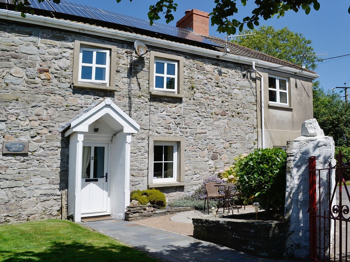 The Holiday Cottages Tanylan Farm, Kidwelly, Carmarthenshire