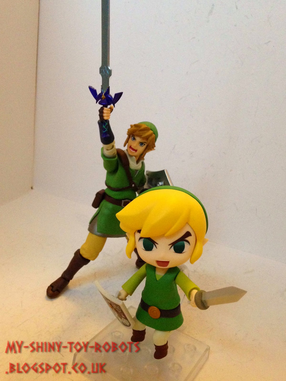 Link with his Figma brother