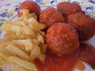 Como preparar albondigas con tomate frito