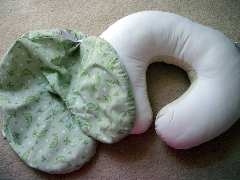 Katie.J.Gibson Boppy Cover Tutorial