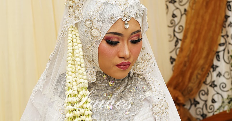 pengantin jawa berhijab