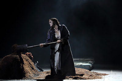 Verdi: La Traviata - Claudia Boyle - English National Opera (Photo Catherine Ashmore) Verdi: La Traviata - Claudia Boyle - English National Opera (Photo Catherine Ashmore)