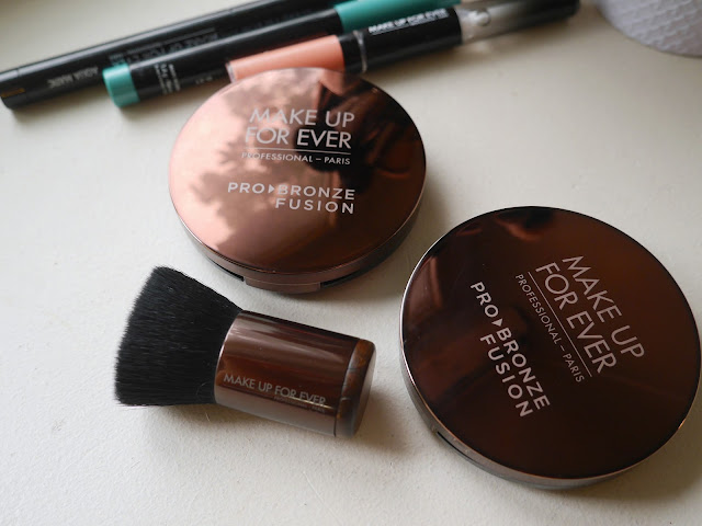 Make Up For Ever Pro Bronze Fusion 15I 10M swatch review Pro Bronze Fusion Kabuki review