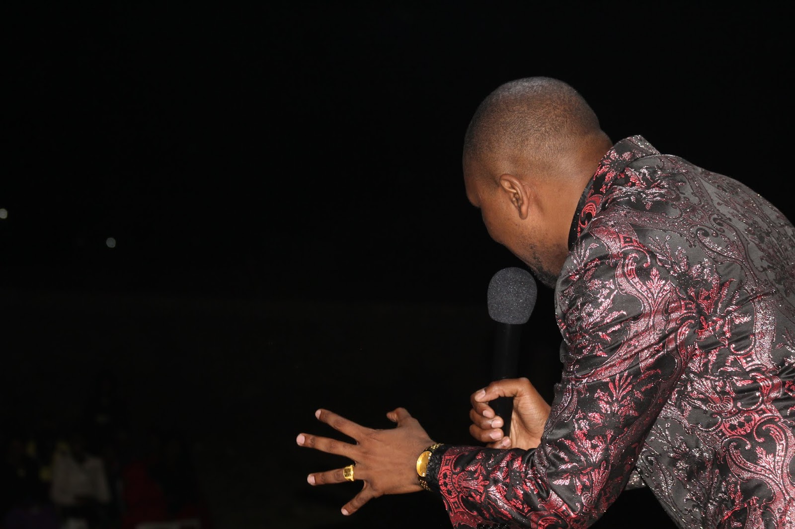 Prophet Blessing Chiza Preaches On 'Demonic Limits To Being A Kingdom General' At Tiyambuke 2018 Prophet Blessing Chiza Preaches On 'Demonic Limits To Being A Kingdom General' At Tiyambuke 2018